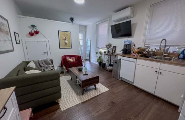 1832-34 Callowhill Street - B photos photos