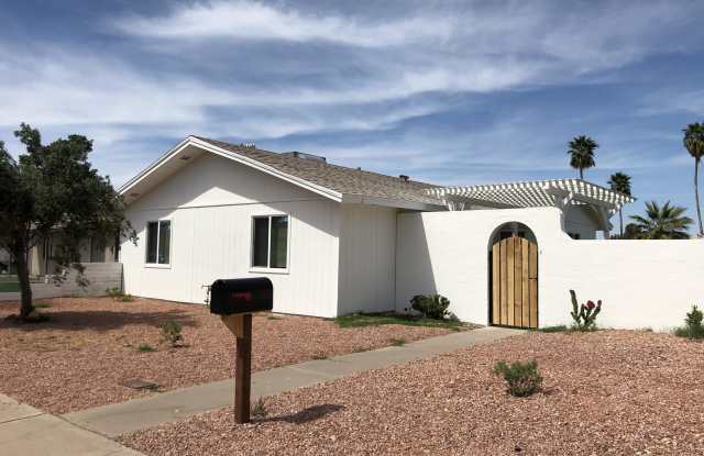 4708 E LA SALLE Street - 4708 East La Salle Street, Phoenix, AZ 85040