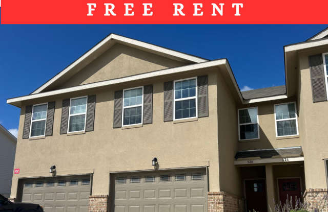 1 MONTH FREE RENT/ 3/2.5/1.5 / Easy Access to IH 35 / Fridge, Washer, Dryer Included/ Fenced in Yard / NBISD photos photos