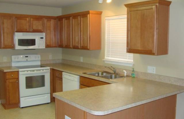 304 Corkwood Court Gallery 3