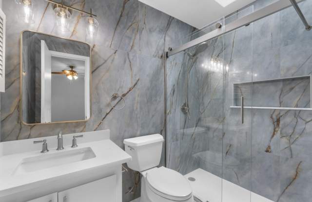 1124 Honeysuckle Court Gallery 1