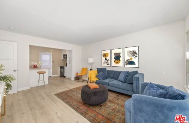 13455 Burbank Blvd photos photos