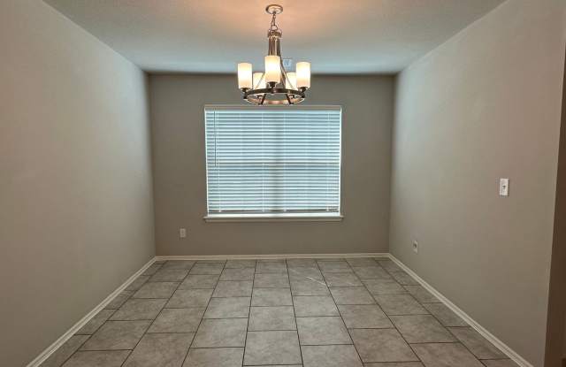 BIXBY - New 4 Bed - 3 Bath - 3 Car Garage Gallery 4