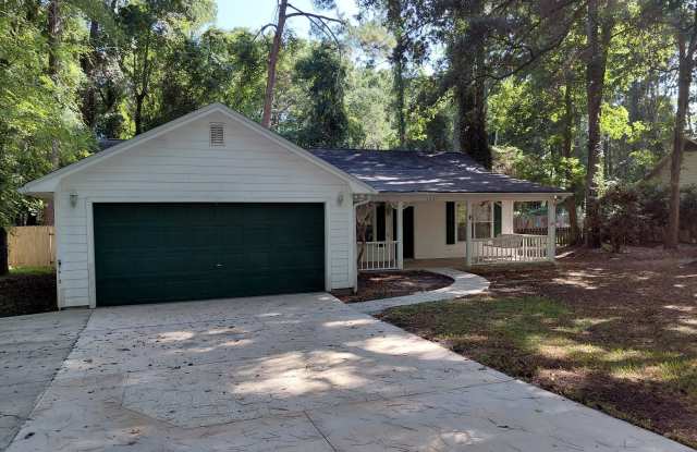 1667 Folkstone Road Gallery 1