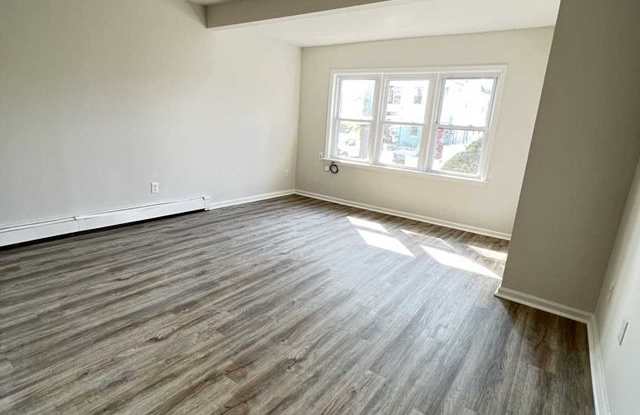 38 Johnson Avenue Gallery 4