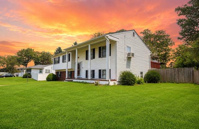 Spacious 4-Bedroom Home on a Large Lot in Toms River photos photos