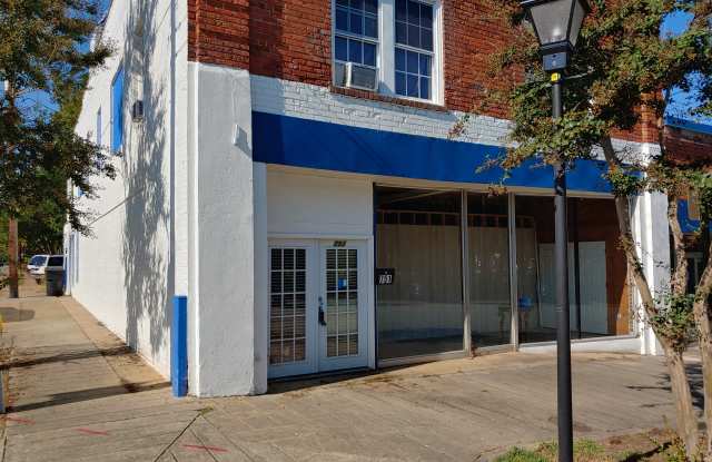 751 E Davis St - 751 East Davis Street, Burlington, NC 27215
