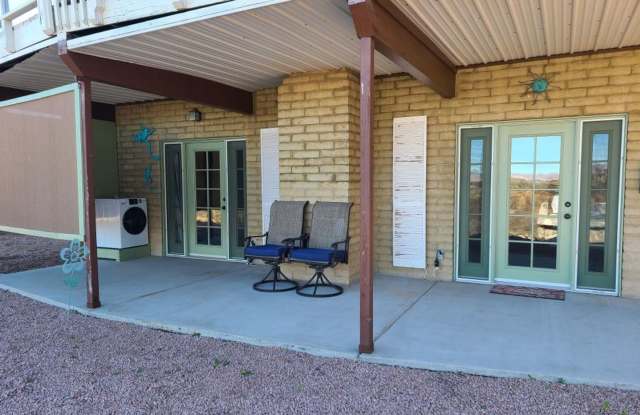 Cottonwood Area/ One-time leasing $1600.00 includes utilities. photos photos