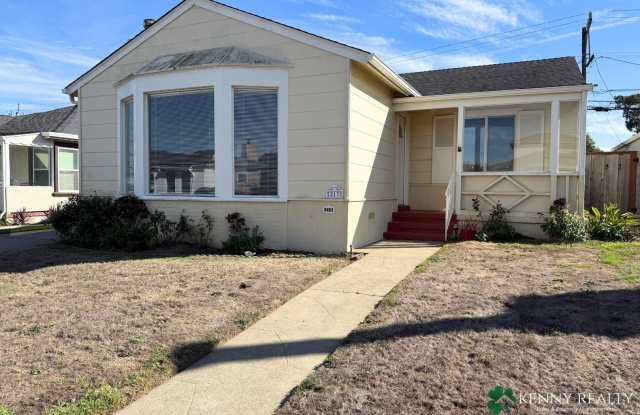 Charming 2-Bedroom Home with Private Backyard in South San Francisco - 213 Rockwood Drive, South San Francisco, CA 94080