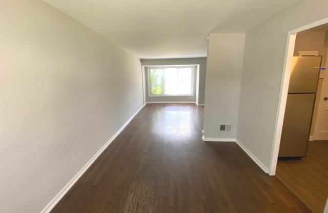 3522 Western Avenue Gallery 4