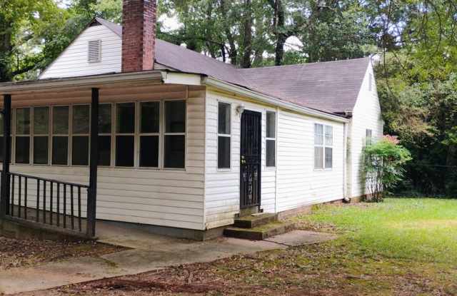 Must See Huge 5 Bedroom/3 Bathroom Home For Rent! photos photos