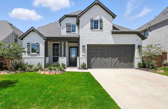 2660 Starwood Drive Gallery 1