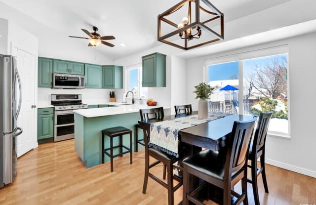 1875 N 150 W - 1875 North 150 West, Layton, UT 84041