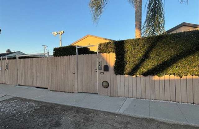 6250 Aura Avenue photos photos