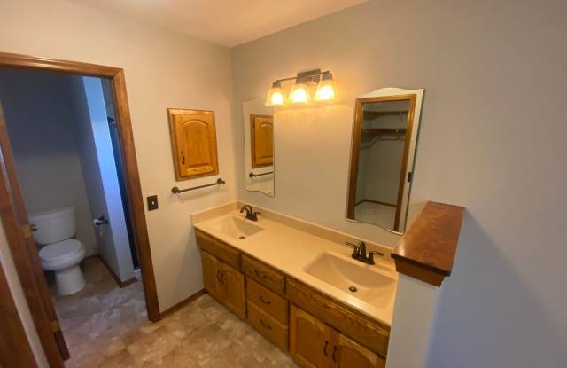 12002 South 168th Gallery 4