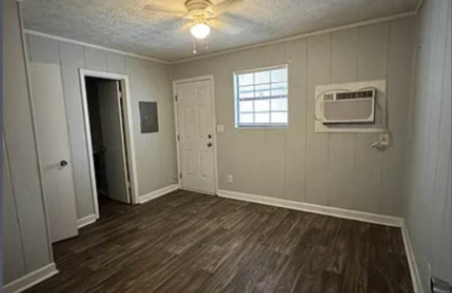111 Sinclair Marina Drive - 14 Gallery 3