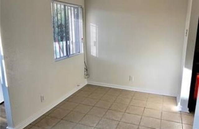 1334 Linden Avenue Gallery 2