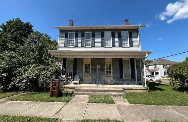315 N 4th St. photos photos