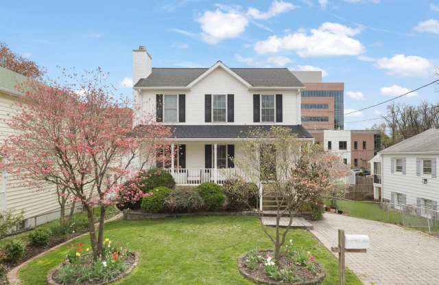 5128 19TH ROAD N - 5128 19th Road North, Arlington, VA 22207