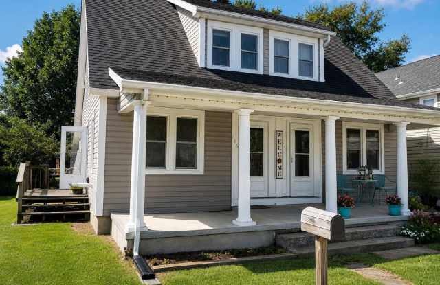 446 RAILROAD AVE photos photos
