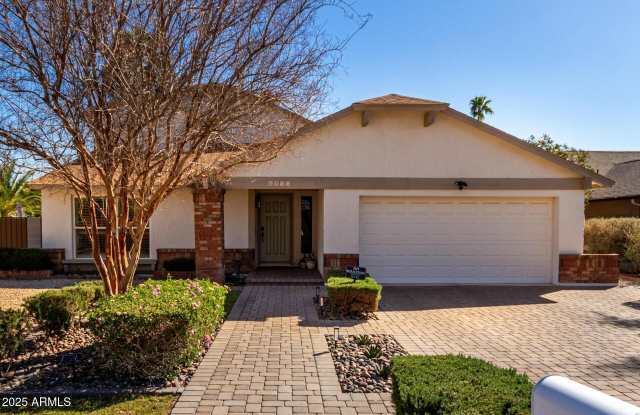 6513 N 81st Place photos photos