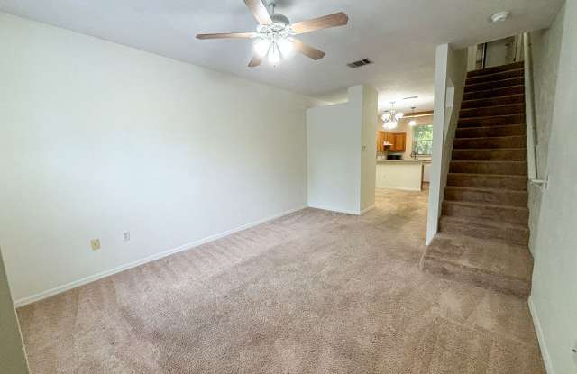 Victoria Station #156 - Pet Friendly! photos photos