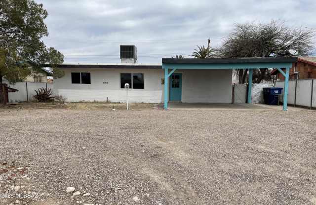 843 E Alturas Street photos photos