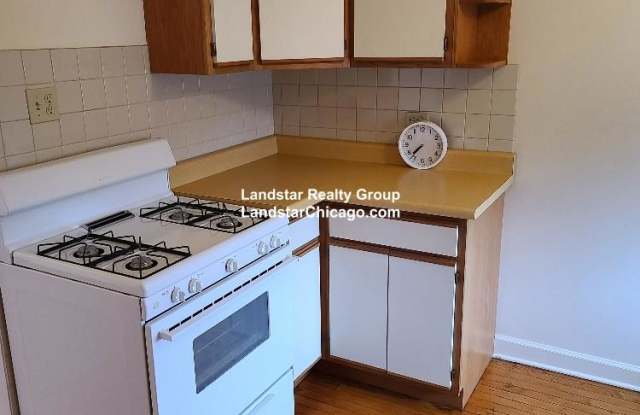 4907 North Springfield Gallery 4