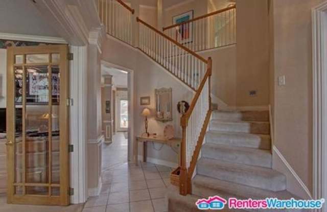 7504 Lands End Drive Gallery 4