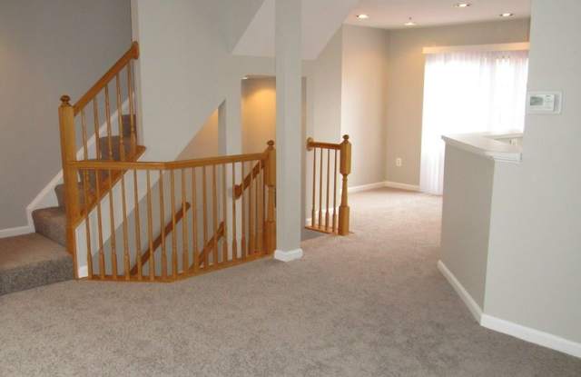 4445 Cornwall Court Gallery 2