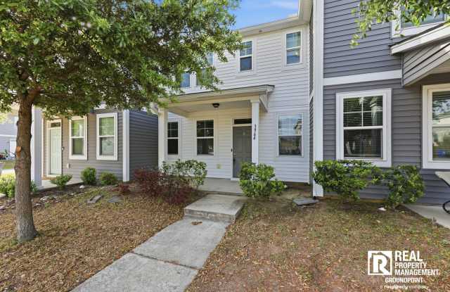 Oversized Kitchen + Prime Park Circle Location | 2BR Townhome photos photos