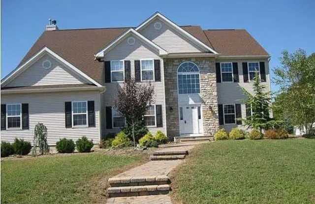 Stunning Home with Private Pool in Manchester photos photos