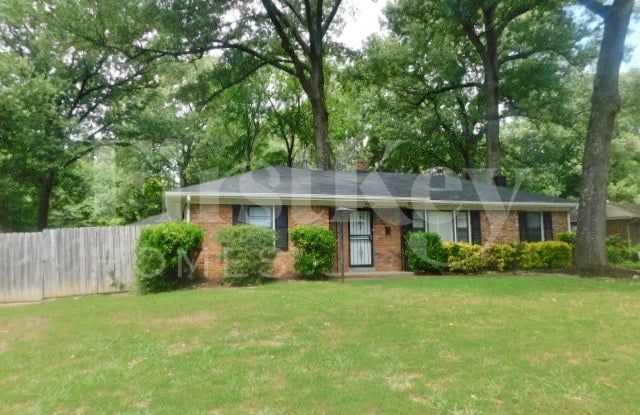 1673 Colonial Road photos photos