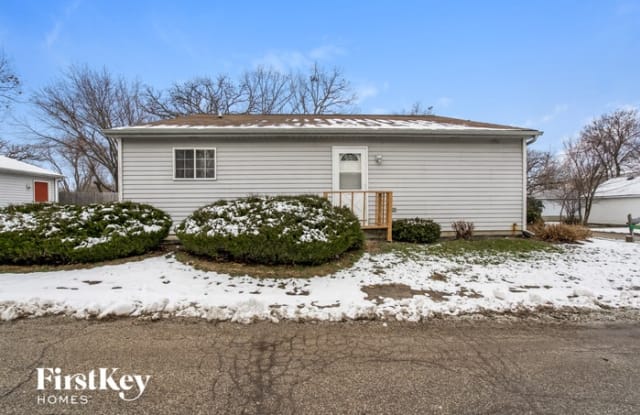 34776 Peterson Avenue - 34776 Peterson Avenue, Long Lake, IL 60041