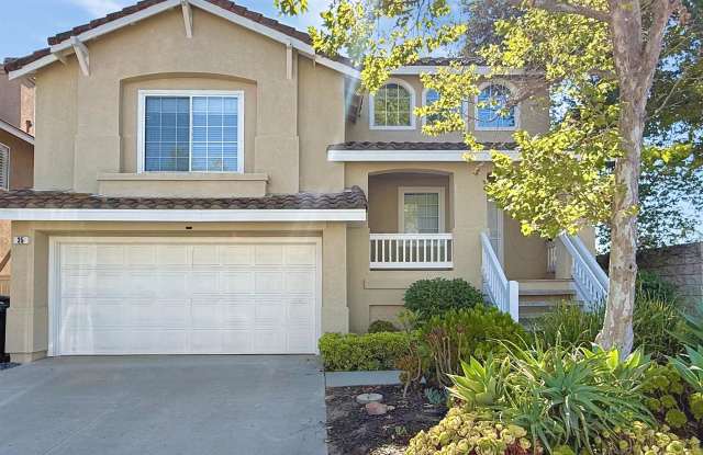 33 Risero Dr photos photos