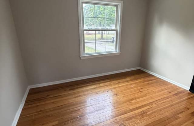16910 Lotus Drive Gallery 3