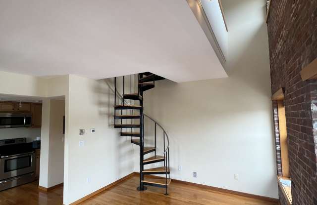 28 Federal Street-Apt 1 Gallery 3