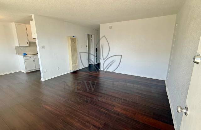 1440 Tremont Street Gallery 4