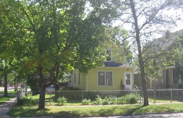 821 2 St N Gallery 2