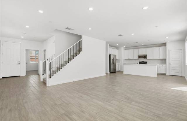 1052 Lost Creek Ranch Dr Gallery 4