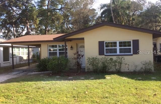 1015 CALUMET STREET - 1015 Calumet Street, Clearwater, FL 33755