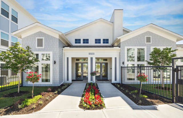 Willow Plaza photos photos Willow Plaza photos photos