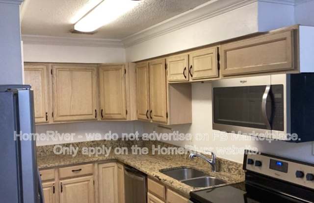1263 Woodman Way Gallery 3