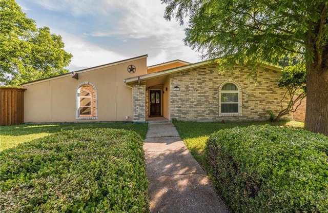 613 Via Del Sur - 613 via Del Sur, Mesquite, TX 75150