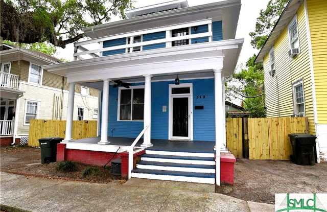 Spacious and fully furnished Victorian beauty - 519 East 37th Street, Savannah, GA 31401
