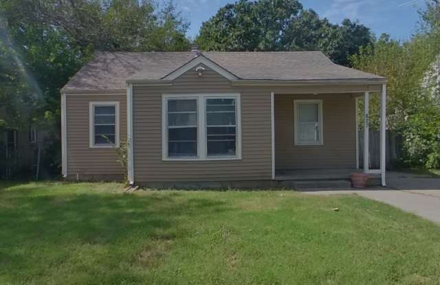 827 S Crestway - 827 South Crestway Street, Wichita, KS 67218