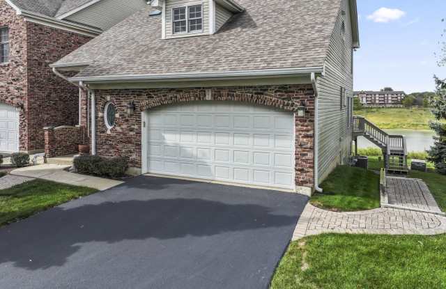 566 W Bridge View Court - 566 West Bridge View Court, Palatine, IL 60067