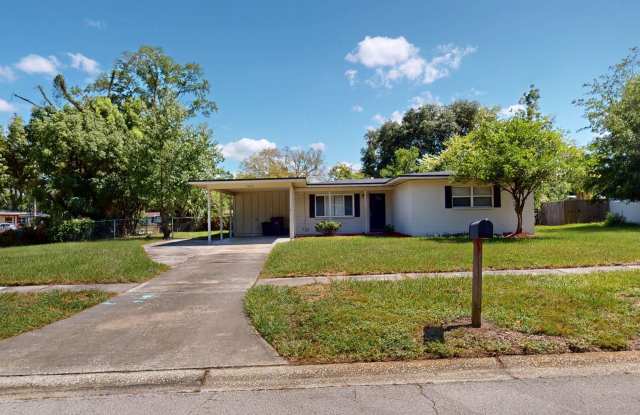 Beautiful 4 bedroom ,2 bathrooms . photos photos