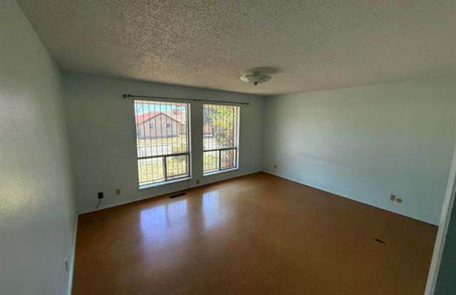 3309 Mann Dr Gallery 4