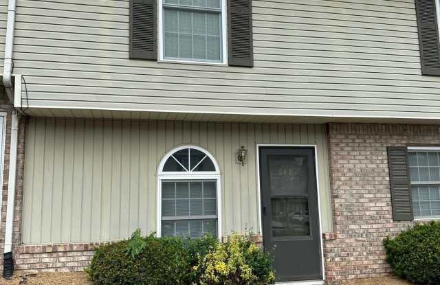 648 E Sherwood Hills Drive Gallery 1